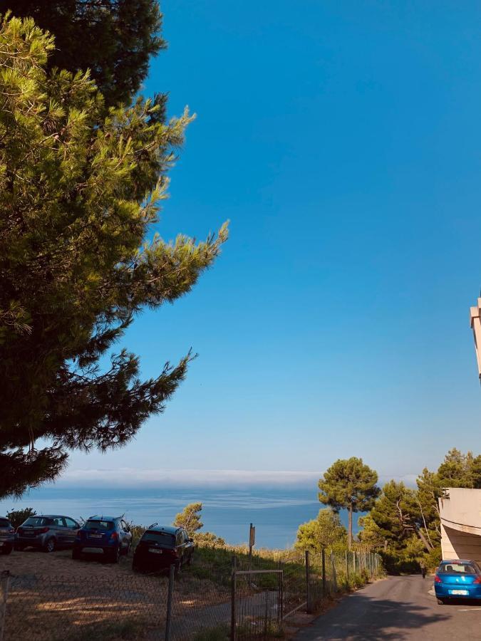 דירות בודווה Apartman Drago Sveti Stefan מראה חיצוני תמונה